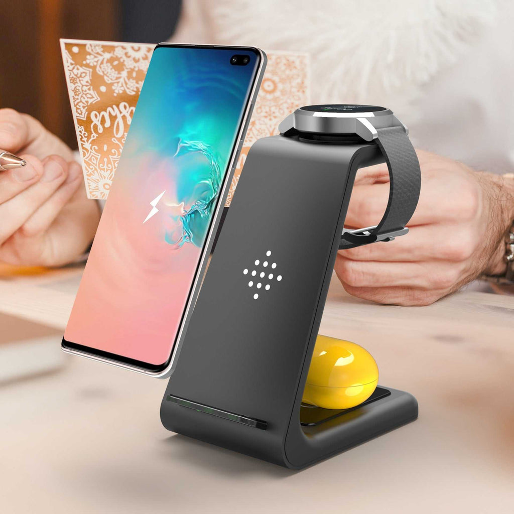 MagnaGear 3 in 1 Fast Wireless Charging Station